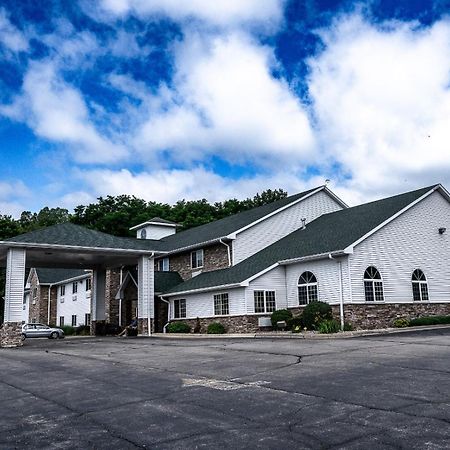 Savanna Inn & Suites المظهر الخارجي الصورة