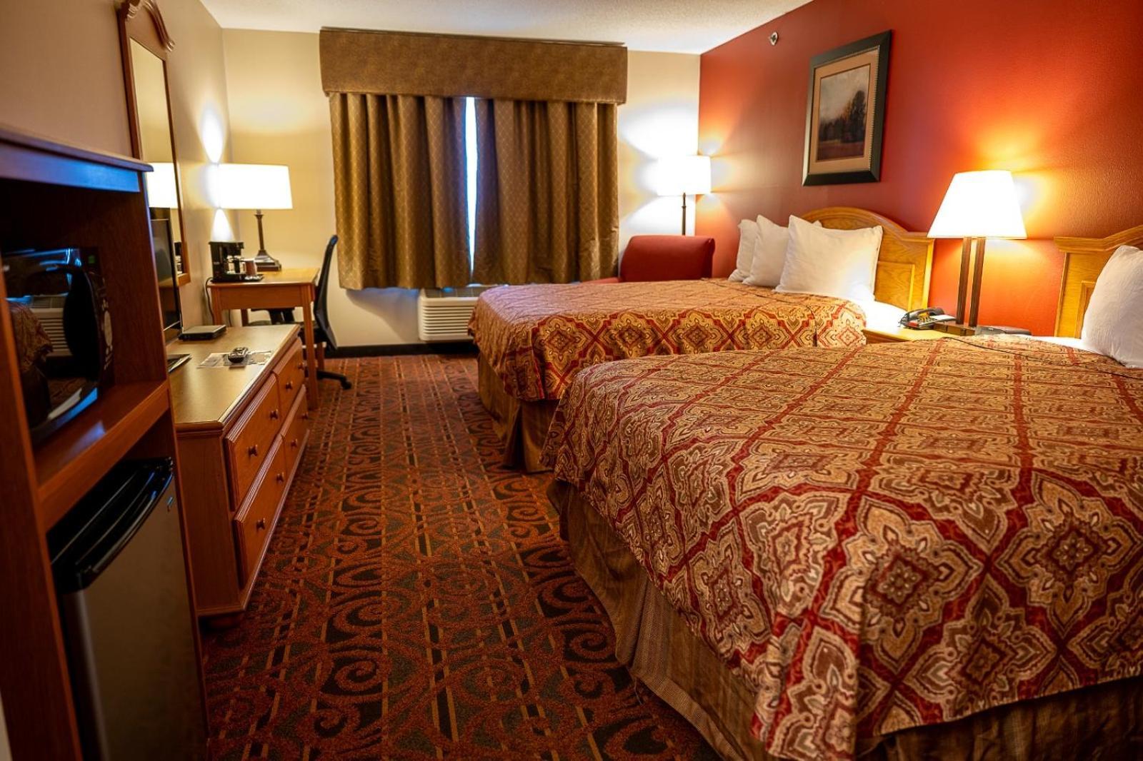 Savanna Inn & Suites المظهر الخارجي الصورة