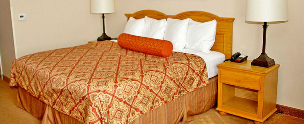 Savanna Inn & Suites المظهر الخارجي الصورة